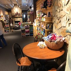 Yarns Unlimited - Beautiful serene store