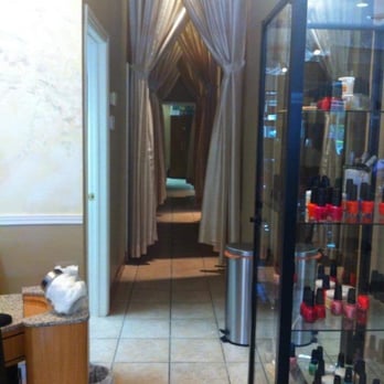 ID Luxury Med Spa - Medical Spas Near Me - Mississauga, Ontario ID Luxury Med Spa - Medical Spas Near Me - Mississauga, Ontario