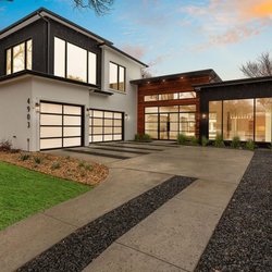 Emerald Window and Door Services - Fleetwood windows installed by Emerald Glass and Door Services.