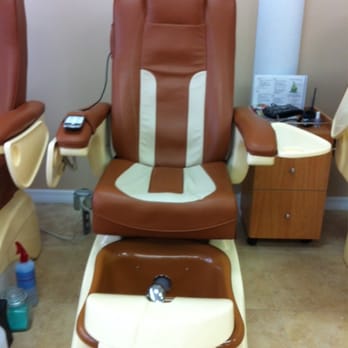 Charlie's Nails & Spa - Nice and clean equipments.. - Nail Salons Near Me - Eustis, Florida Charlie's Nails & Spa - Nice and clean equipments.. - Nail Salons Near Me - Eustis, Florida