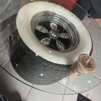 Fast Cat Coffee - Tire table! - Coffee & Tea Near Me - Carmichael, California