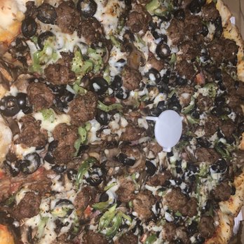 Antelope Pizza House - Full of toppings, very filling. House combo special 16" - Pizza Near Me - Antelope, California Antelope Pizza House - Full of toppings, very filling. House combo special 16" - Pizza Near Me - Antelope, California