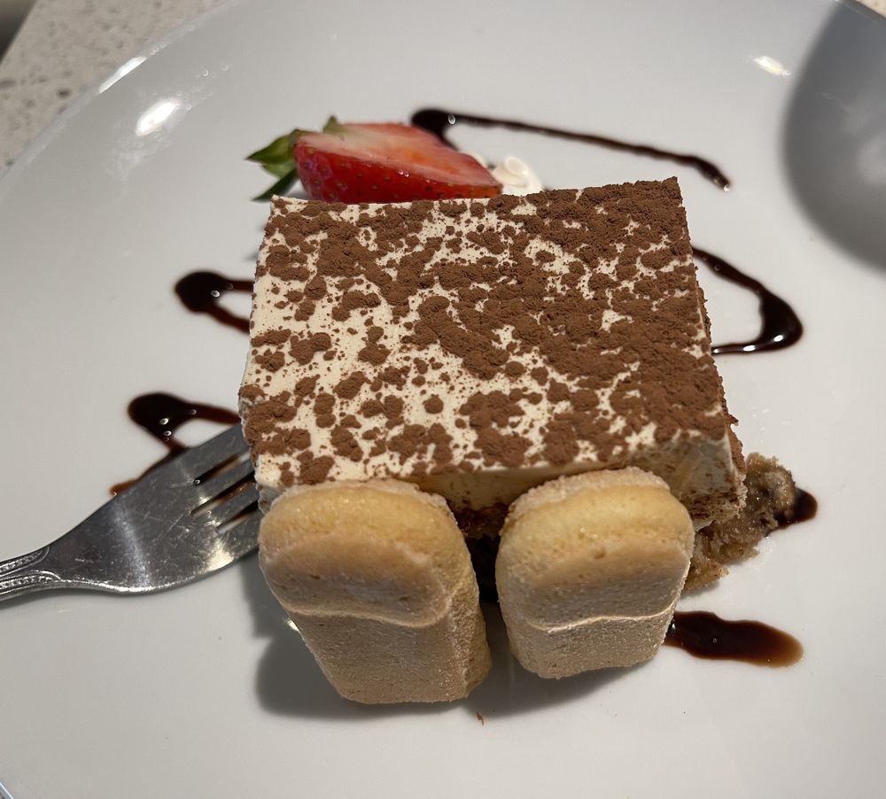 Lulu California Bistro