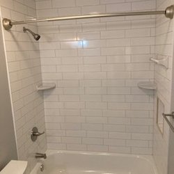 Bolder Remodeling - bath tub tiling