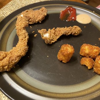 Chicken Crossing - Skinny chicken tenders and tots - Vegan Near Me - Eugene, Oregon