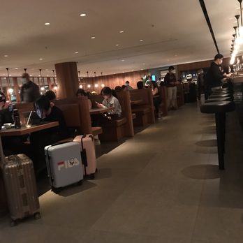 國泰航空 - Filled with people and not a great experience. - Airlines Near Me - Hong Kong, HK 國泰航空 - Filled with people and not a great experience. - Airlines Near Me - Hong Kong, HK