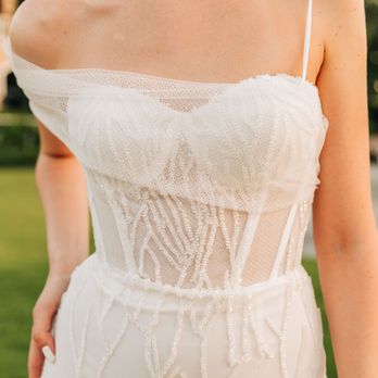 Hello Bride Co - Contemporary Wedding Dresses - Embrace the extraordinary! Elevate your bridal experience with our collection of unique and inspiring wedding dress designs. Don't miss out - Bridal Near Me - Istanbul, 34