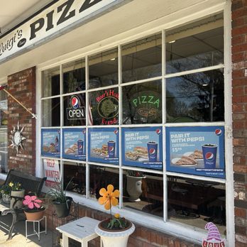 Luigi's Famous Pizza - A picture of the front where you can enjoy outside dining - Pizza Near Me - Little Silver, New Jersey Luigi's Famous Pizza - A picture of the front where you can enjoy outside dining - Pizza Near Me - Little Silver, New Jersey