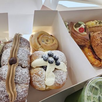 Bag of Cakes - Bakeries Near Me - Fullerton, California Bag of Cakes - Bakeries Near Me - Fullerton, California