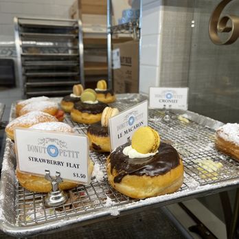 Donut Petit - Donuts Near Me - Alameda, California Donut Petit - Donuts Near Me - Alameda, California