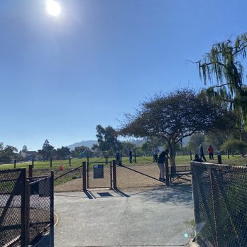 Laurie Meadows Park - Dog park - Parks Near Me - San Mateo, California Laurie Meadows Park - Dog park - Parks Near Me - San Mateo, California