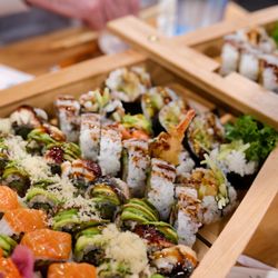 Sushi Grove - Sushi boat