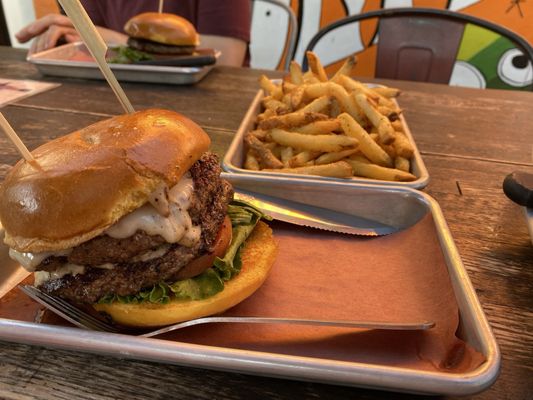 LSA Burger Co. by null