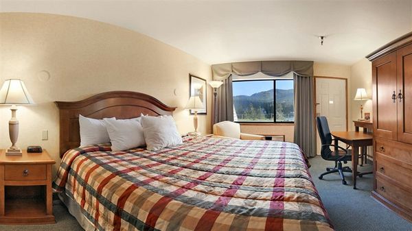 Red Lion Hotel Templin's on the River by null