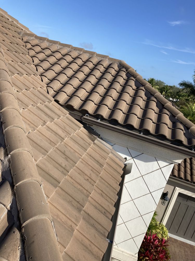 Slide of C&E Soft Wash Solutions