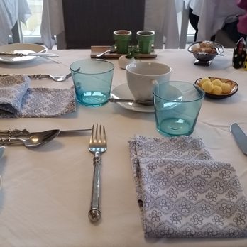 Pax House - Breakfast tables - Guest Houses Near Me - Dingle, Kentucky Pax House - Breakfast tables - Guest Houses Near Me - Dingle, Kentucky