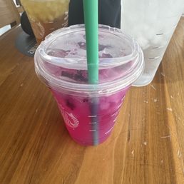 Açaí berry lemonade. Açaí berry lemonade.