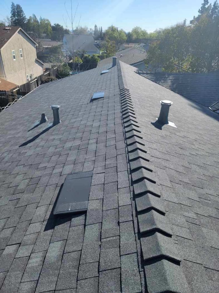 Slide of Gleason's Roofing