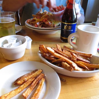 Narrows Tavern - a good helping of fries (malt vinegar and salt provided), a beer, a coffee and some nachos - American Near Me - Waldoboro, Maine Narrows Tavern - a good helping of fries (malt vinegar and salt provided), a beer, a coffee and some nachos - American Near Me - Waldoboro, Maine