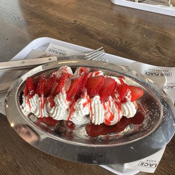 Our Place Dessert Cafe - Strawberry Croffle - Cafes Near Me - Edmonds, Washington
