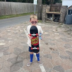 Pit Surf Shop - Great Old School Surfand Skate shop