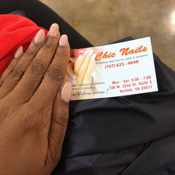 Chic Nails - Bubbles in the nails and nails are not rounded the same - Nail Salons Near Me - Norfolk, Virginia