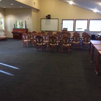 Desert Sage Retirement - Great room! - Retirement Homes Near Me - Bend, Oregon