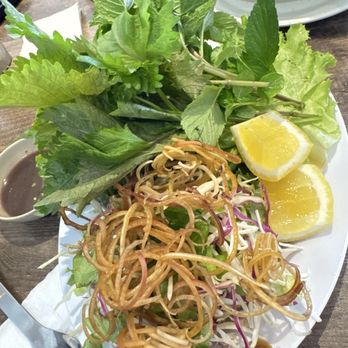 Xuan Huong - Dĩa rau chất lượng - Vietnamese Near Me - Houston, Texas Xuan Huong - Dĩa rau chất lượng - Vietnamese Near Me - Houston, Texas