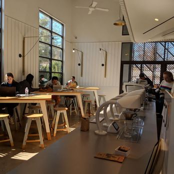 Houndstooth Coffee Sylvan 30 - Indoor area - Coffee & Tea Near Me - Dallas, Texas Houndstooth Coffee Sylvan 30 - Indoor area - Coffee & Tea Near Me - Dallas, Texas
