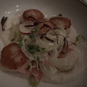 Laura Lee's - Scallops - New American Near Me - Richmond, Virginia Laura Lee's - Scallops - New American Near Me - Richmond, Virginia