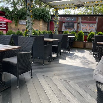 The Bull - Outdoor - Pubs Near Me - London, XGL The Bull - Outdoor - Pubs Near Me - London, XGL