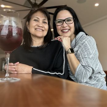 Lumberyard Cellars - Sunday Funday - Wine Bars Near Me - Escalon, California