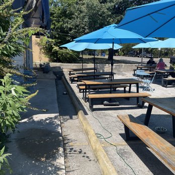 Extra Fine - They have indoor and outdoor seating - Bakeries Near Me - San Antonio, Texas