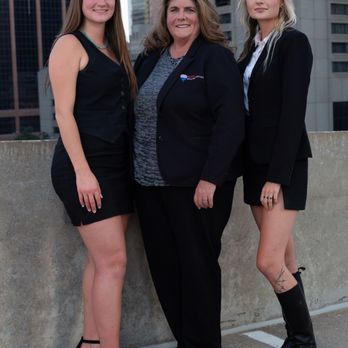 Molly Henry - Remax Professionals - Henry Homes team in Downtown Denver 2024 - Real Estate Agents Near Me - Highlands Ranch, Colorado