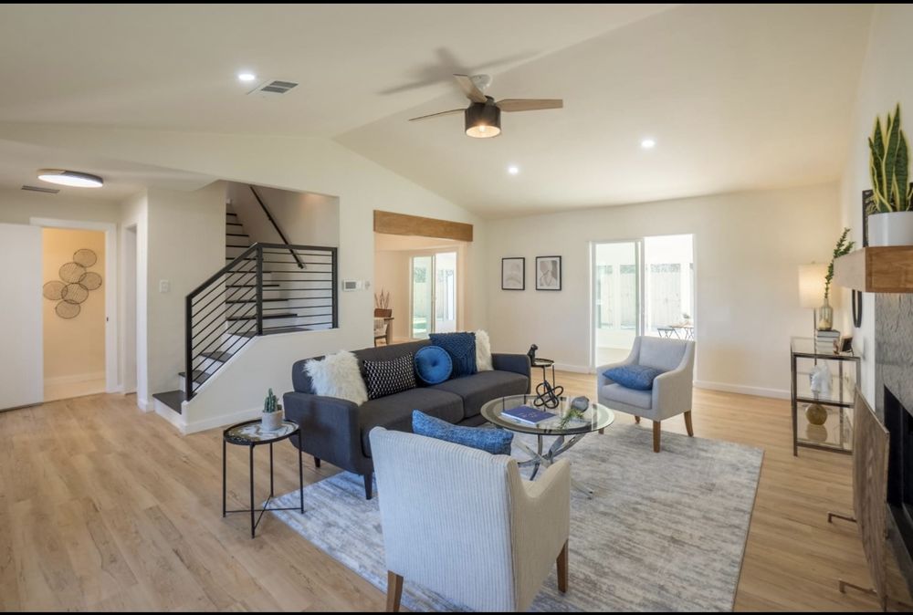 Slide of Forward Design & Build