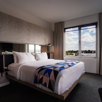 Hotel Saint George - Standard King - Hotels Near Me - Marfa, Texas Hotel Saint George - Standard King - Hotels Near Me - Marfa, Texas