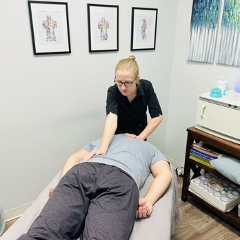 MVP Chiropractic - Chicago Loop - Erica is an amazing massage therapist who can make your symptoms melt away. - Chiropractors Near Me - Chicago, Illinois MVP Chiropractic - Chicago Loop - Erica is an amazing massage therapist who can make your symptoms melt away. - Chiropractors Near Me - Chicago, Illinois
