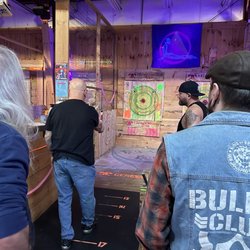 Generation Axe Throwing - Generation axe