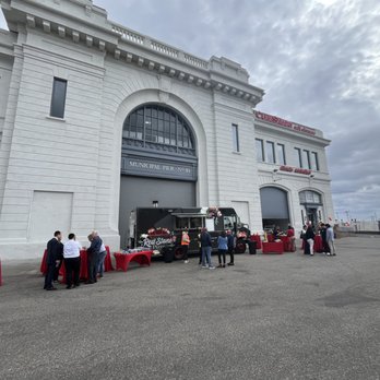Pier 40 Self Storage - CubeSmart Grand Opening Featuring Red Stone Pizza Truck - Self Storage Near Me - Philadelphia, Pennsylvania