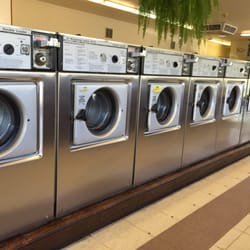 Sunshine Laundry & Dry Cleaning Svc - Lots of washers