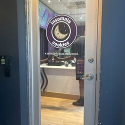 Insomnia Cookies