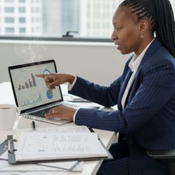 S & S Tax Service - Hi I'm Demetrice