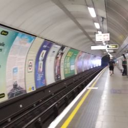 Warren Street Underground Station - Platform