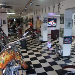 Dream Machines USA - Inside and outside showrooms