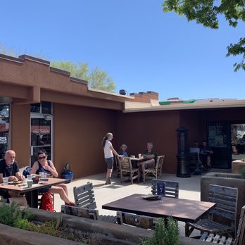 Kanab Bakery - outdoor patio seating - Bakeries Near Me - Kanab, Utah Kanab Bakery - outdoor patio seating - Bakeries Near Me - Kanab, Utah