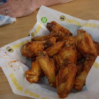 Buffalo Wild Wings - Asian Zing, bourbon honey mustard and medium - Chicken Wings Near Me - Chesapeake, Virginia