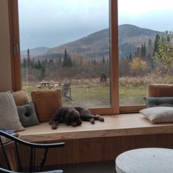 Farouche - Tremblant - This is the view of the autumnal mountain setting from the table.