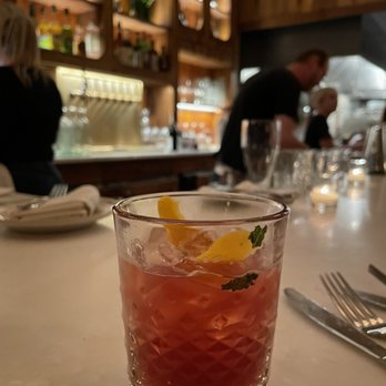 Waverly Kitchen & Bar - Bourbon cocktail - Cocktail Bars Near Me - Boston, Massachusetts Waverly Kitchen & Bar - Bourbon cocktail - Cocktail Bars Near Me - Boston, Massachusetts