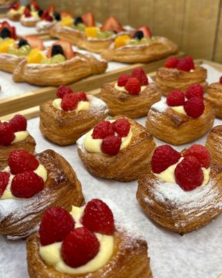 Paris Baguette by null