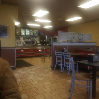 Hardee's - Burgers Near Me - Calhoun, Tennessee